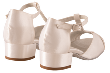 Carica l'immagine nel visualizzatore di Gallery, Love Girl Dance Shoes - Anita Flavina