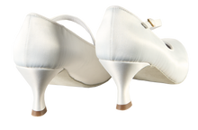 Carica l'immagine nel visualizzatore di Gallery, Ravenna White Satin - Anita Flavina