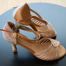 Load image into Gallery viewer, Avant Garde Swarovski Dance Shoes - Anita Flavina