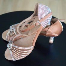 Load image into Gallery viewer, Avant Garde Swarovski Dance Shoes - Anita Flavina