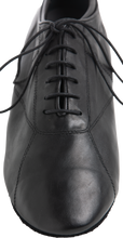 Carica l&#39;immagine nel visualizzatore di Gallery, Front view of Leather Roma Men&#39;s Latin Dance Shoes with cotton twill laces and stitched design
